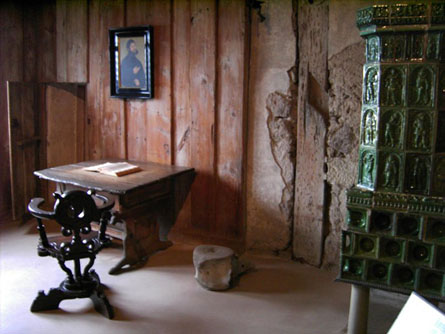 800px-Wartburg-Lutherstube_02.jpg
